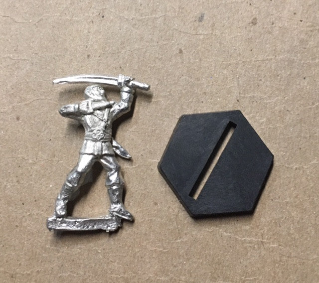 B5 RPG Narn Regime warrior figure (with sword and knife)